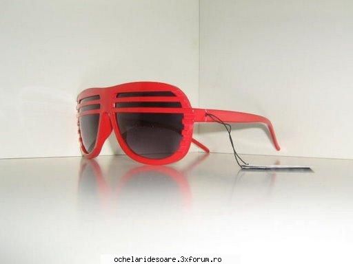 sa aduci si ochelari clear??:d dar sunt interesat mai mult de shutter:d ochelari shutter